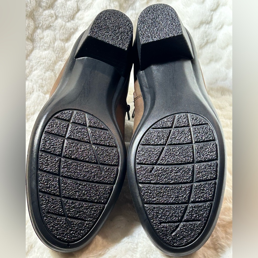 Easy Street Brown Matte comfy ankle booties mules Women's size 10 wide width - Picture 10 of 10